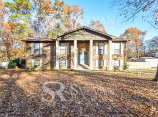 2033 Virginia Ln, Bessemer, AL 35023