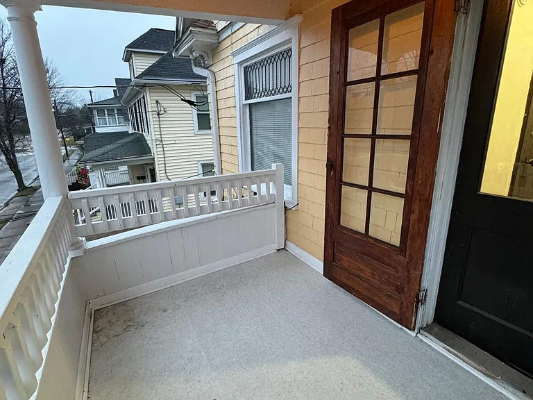 9 Minden Ave #2 — Photo 19