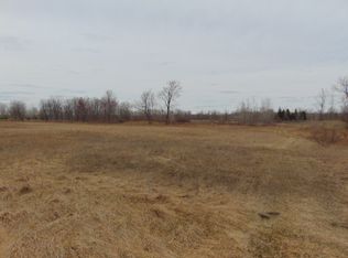 W Washington Rd, Ithaca, MI 48847