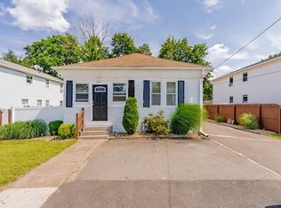 647 Springfield St, Feeding Hills, MA 01030