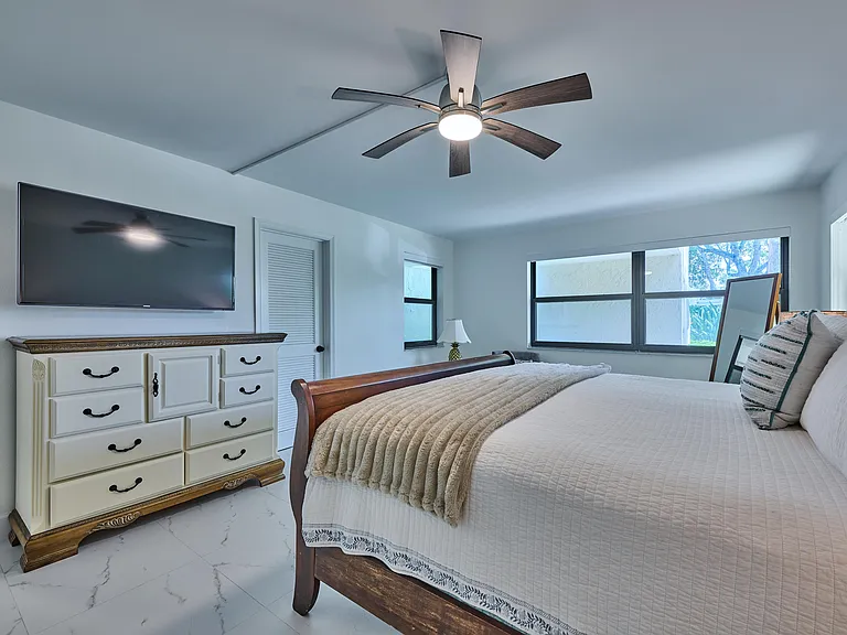 374 Golfview Rd #106 — Photo 39