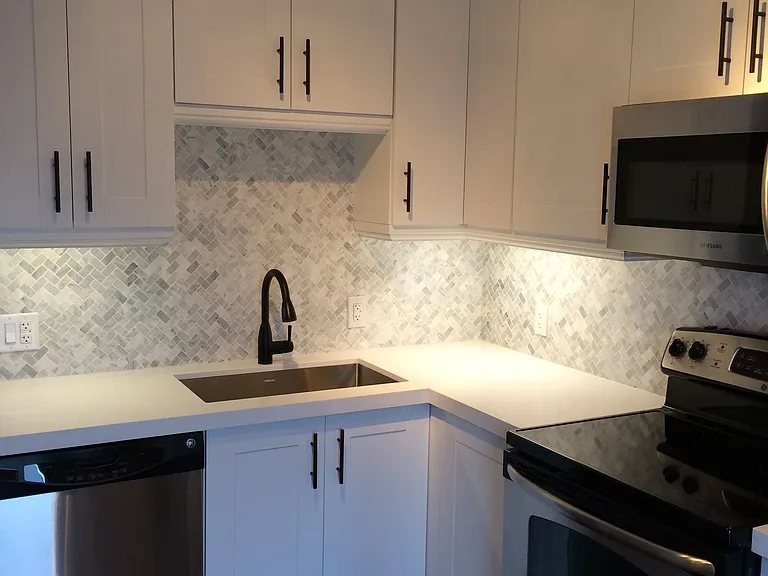 210 Pearson Ave #MAIN — Photo 5