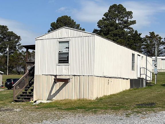 5th image of 821 Dunn Rd E