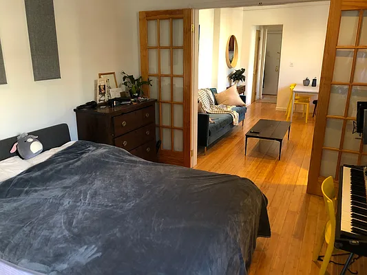 Rented by Corcoran | media 20