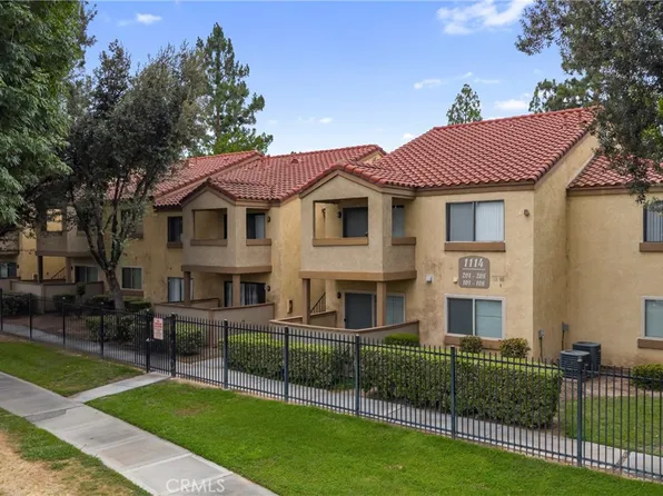 1114 W Blaine St APT 204, Riverside, CA 92507