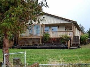 589 Blue Wing Loop SE, Ocean Shores, WA 98569