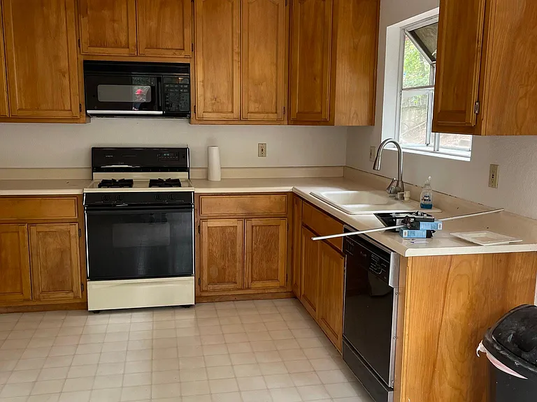 16317 Ponderosa Dr — Photo 17