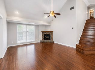 408 Milla Ln, Euless, TX 76039