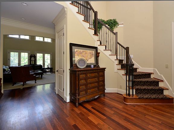 Entry way to upstairs