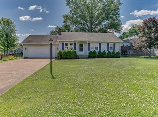 10828 Lavinia Dr, Saint Louis, MO 63123