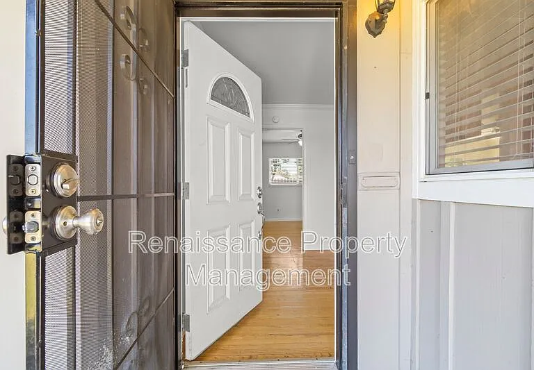 5619 N El Dorado St — Photo 6