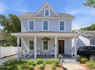 910 Ann Street, Beaufort, NC 28516