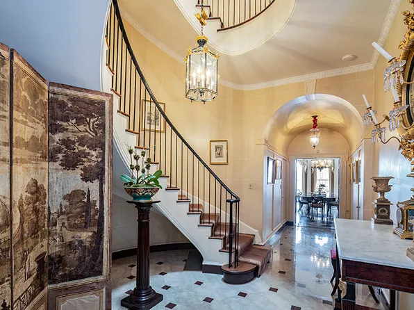 67 East 93rd Street image 11 of 20