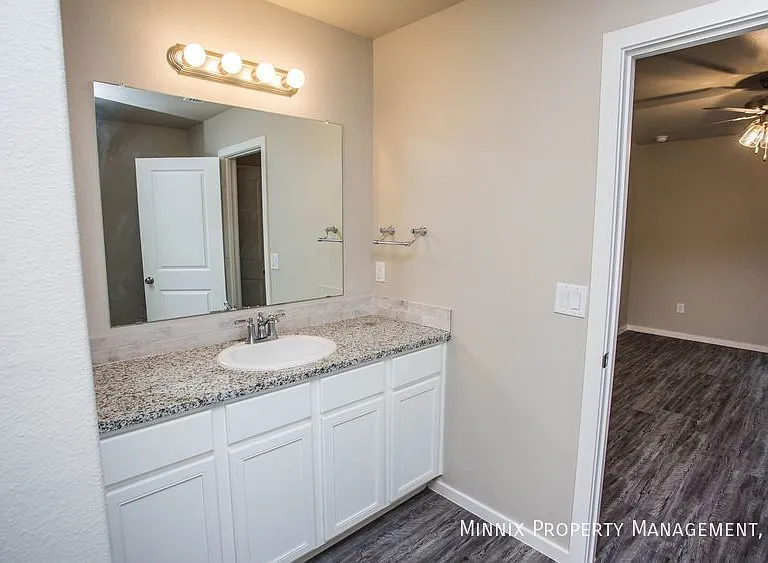 2102 Langford Ave #A — Photo 14