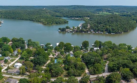 5th image of 24 Dove Dr