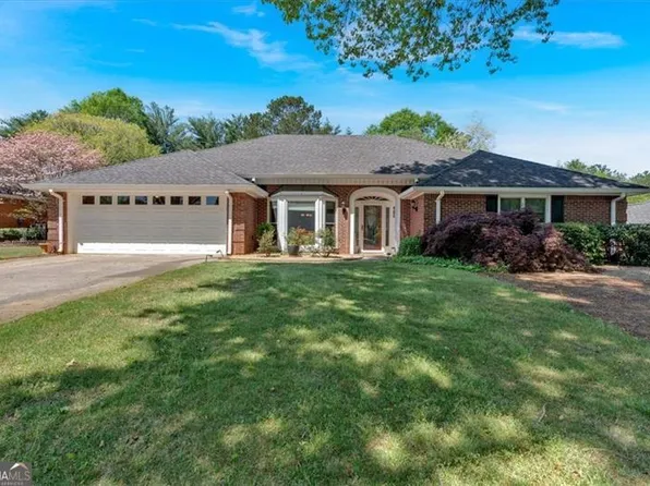 230 Stepping Stone Dr, Alpharetta, GA 30004