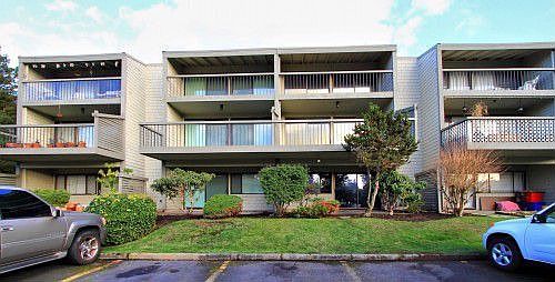 1st image of 22705 Lakeview Dr APT F4
