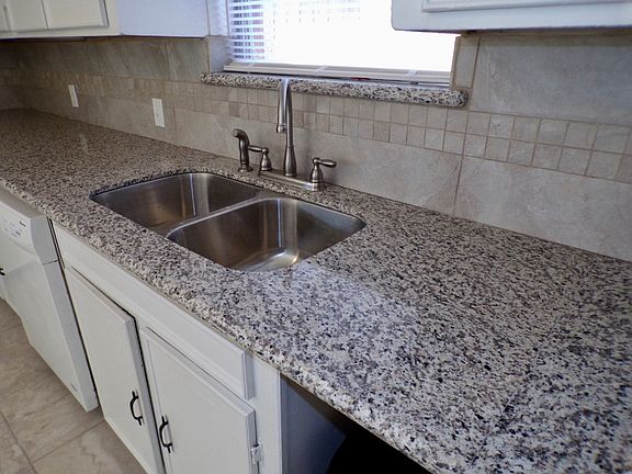 3rd image of 2418 Hillshire Dr