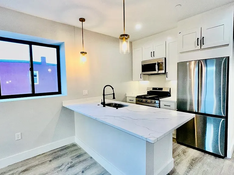 57 Horace St #3 — Photo 6