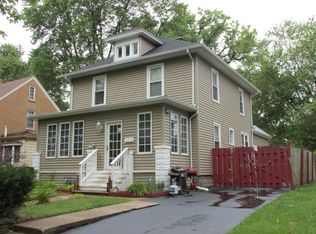 1516 North Ave, Waukegan, IL 60085