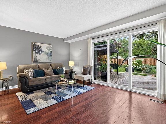 4th image of 44 Frances Ave #11