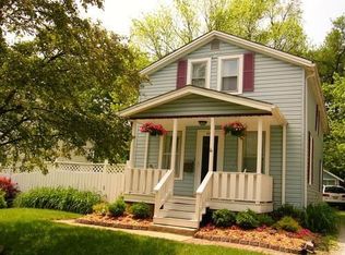 111 N Huffman St, Naperville, IL 60540