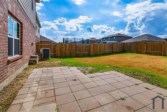 153 Ryan St — Photo 24