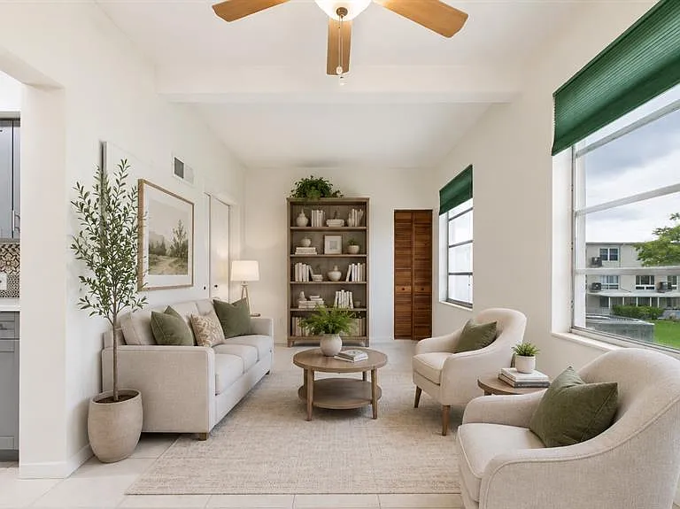 2454 Australia Way E #32 — Photo 29