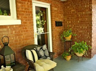 811 N 3rd St, Atchison, KS 66002