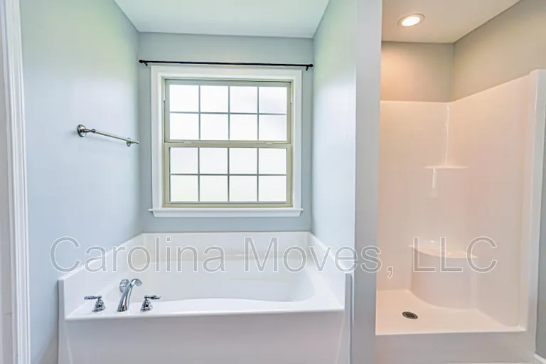 249 Lockeland Park Dr — Photo 11