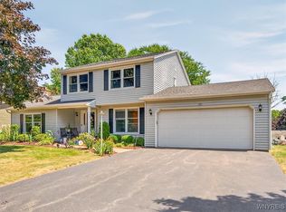 101 Woodedge Ln, Rochester, NY 14626