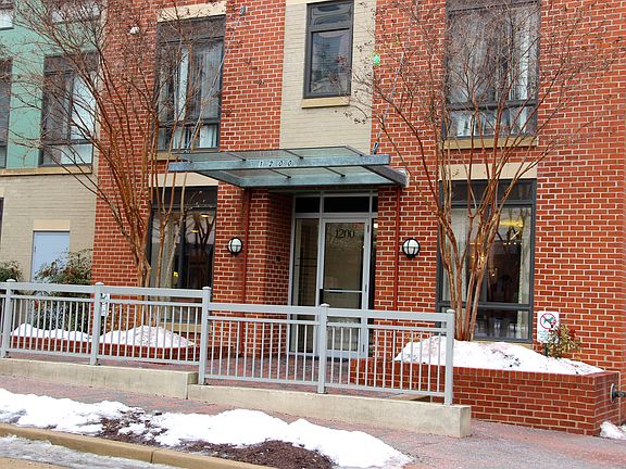 2nd image of 1200 N Hartford St APT 412