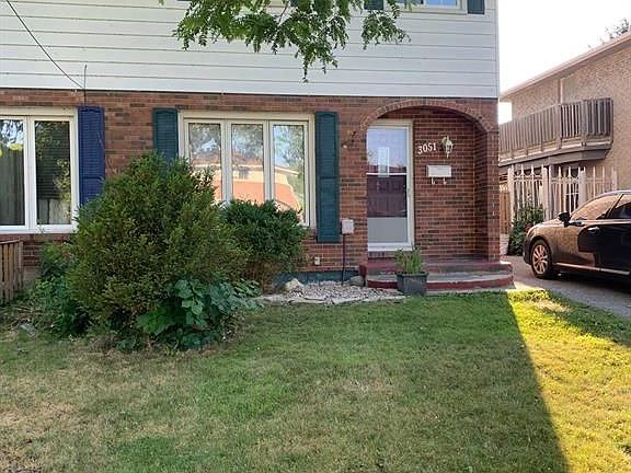 2nd image of 3051 Coram Cres
