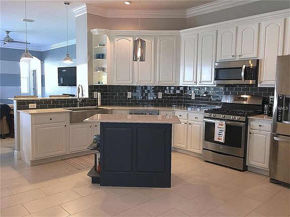 4th image of 10220 Garden Alcove Dr