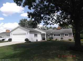 17513 Greenbrier Dr, Strongsville, OH 44136