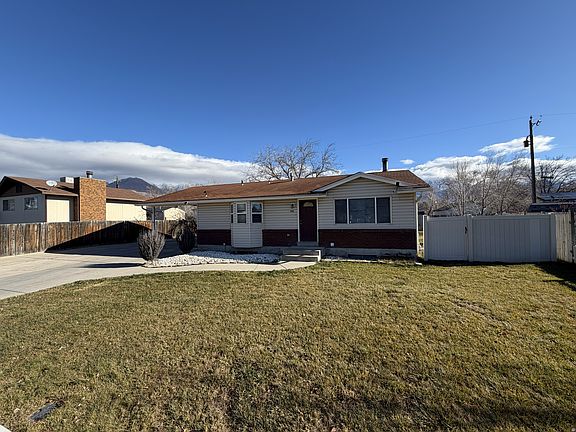 2nd image of 686 N 835 W
