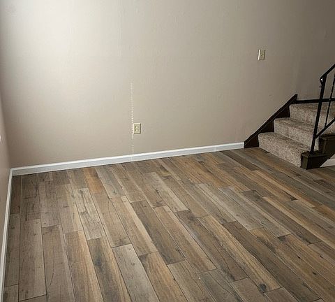3rd image of 4779 Rossmoor Pl