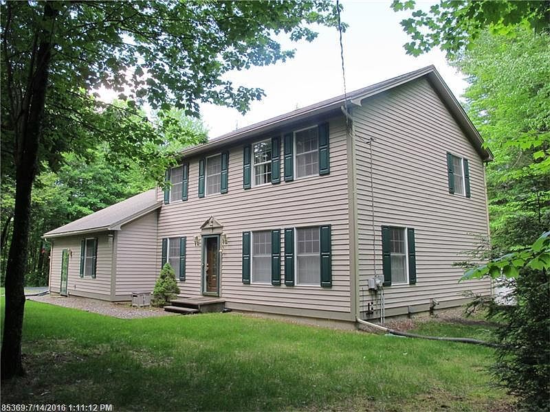 2nd image of 23 Londonderry Ln