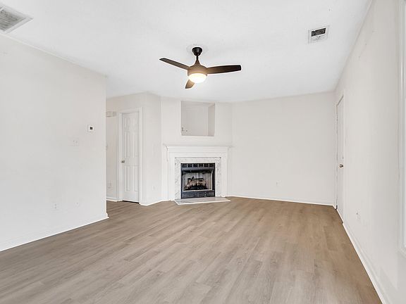 4th image of 2232 Violet Bluff Ct