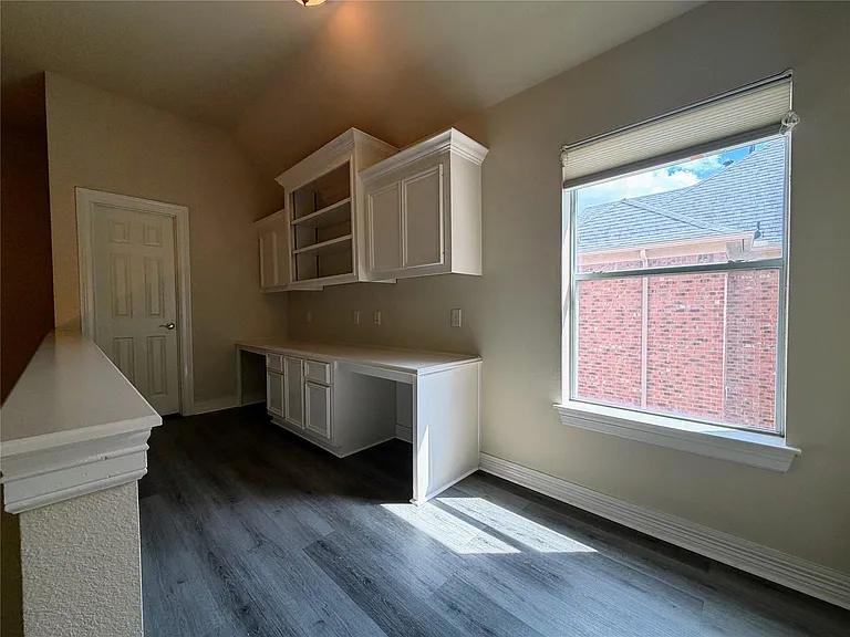 4702 Payton Chase Ln — Photo 31