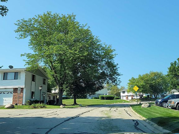5th image of 135 Brewster Ct #144