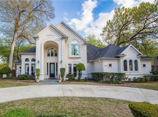 6032 Forest River Dr, Fort Worth, TX 76112