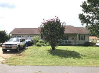 4925 Thoreau Dr, Conover, NC 28613