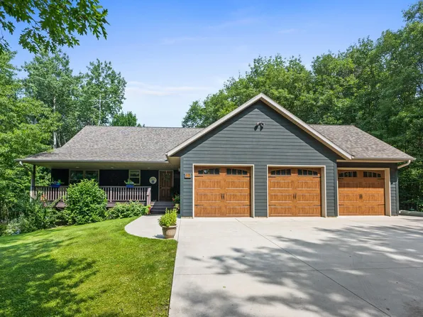 615 Woodsmen Dr NE, Alexandria, MN 56308