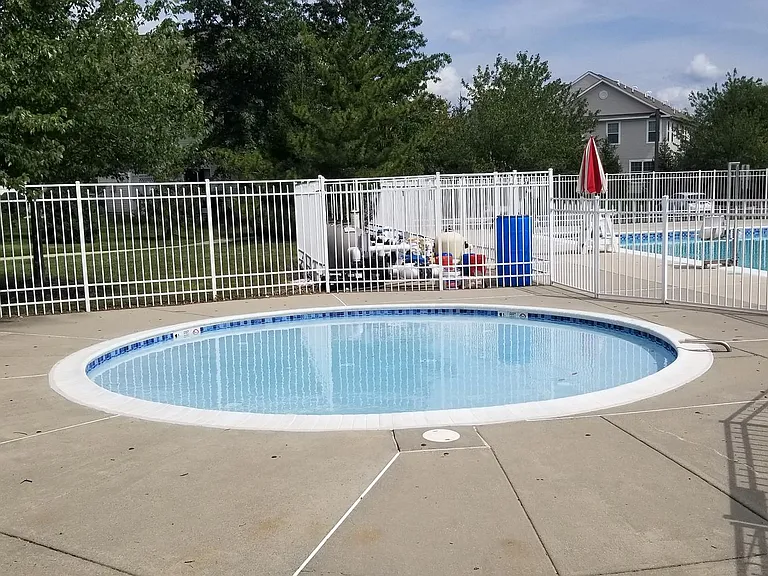 206 Concord Pl — Photo 35