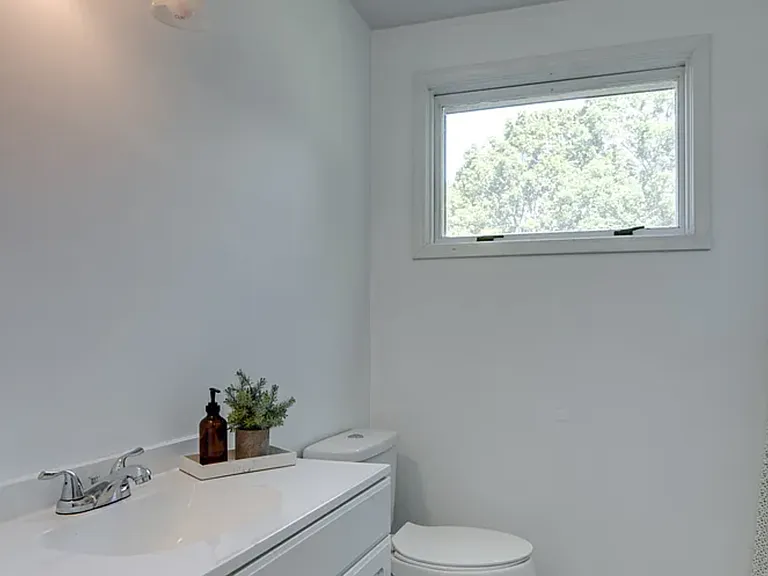 925 Camellia Dr — Photo 15