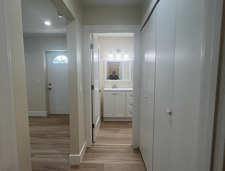 267 Oxford St #B — Photo 15
