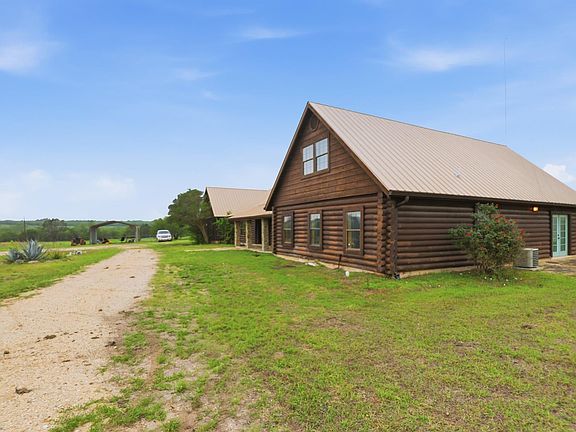 4th image of 900 Union Wine Rd