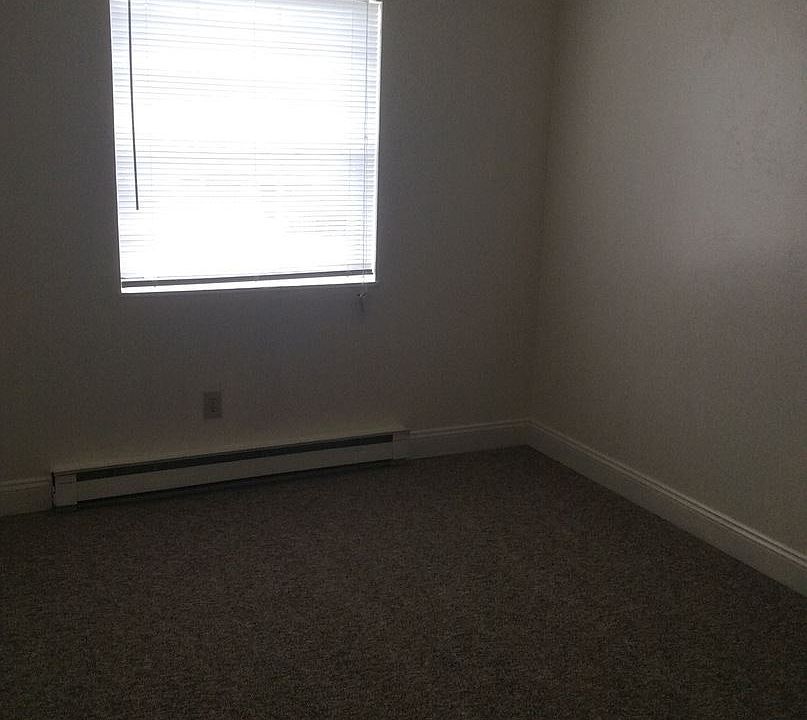 2nd image of 25 E 3rd Ave APT K5