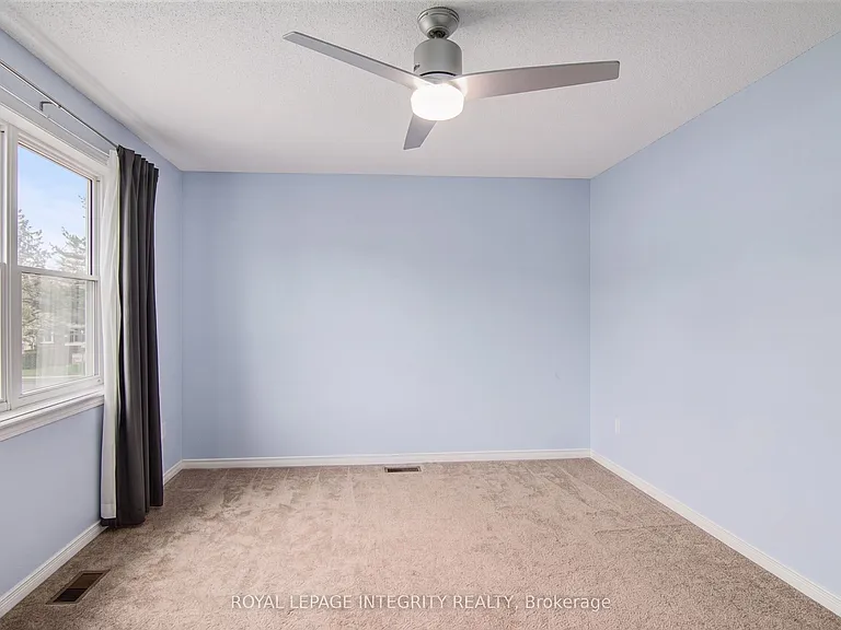 118 Monterey Dr — Photo 15